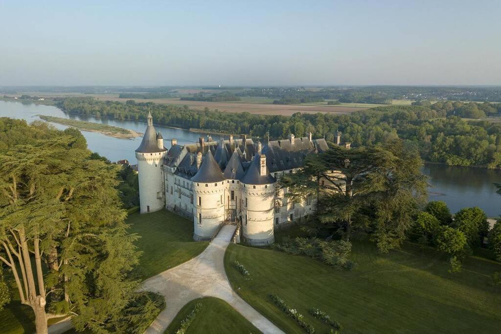 Amalouyse Studio De Charme Au Coeur Des Chateaux De Loire Montlouis-sur-Loire Exterior foto